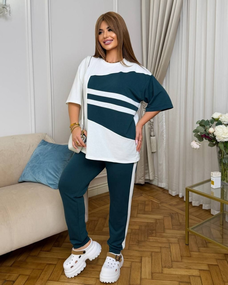 Жіночий костюм Chic Style "NAT-7949"