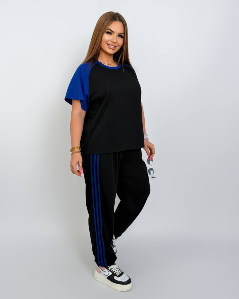 Жіночий костюм Chic Style NAT-7968