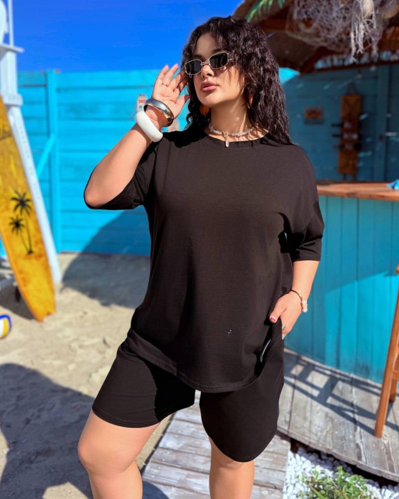 Жіночий костюм з шортами Chic Style 065 KRIS