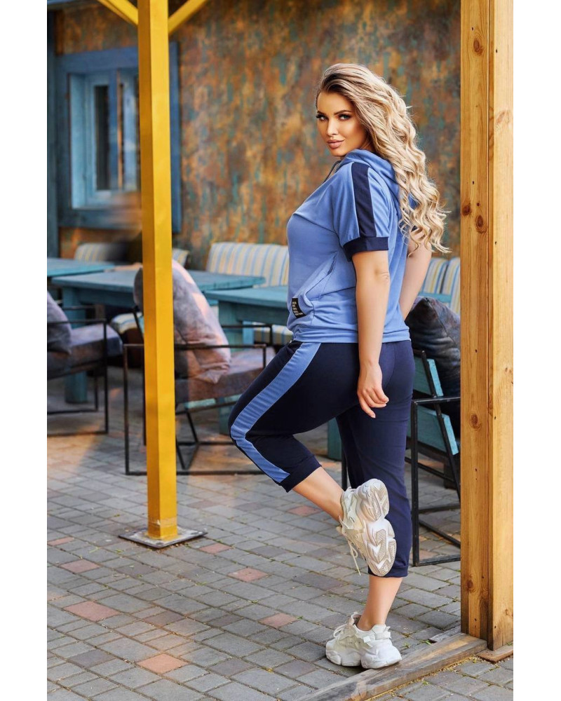 Жіночий костюм SEVE-1311 в блакитному кольорі від Chic Style