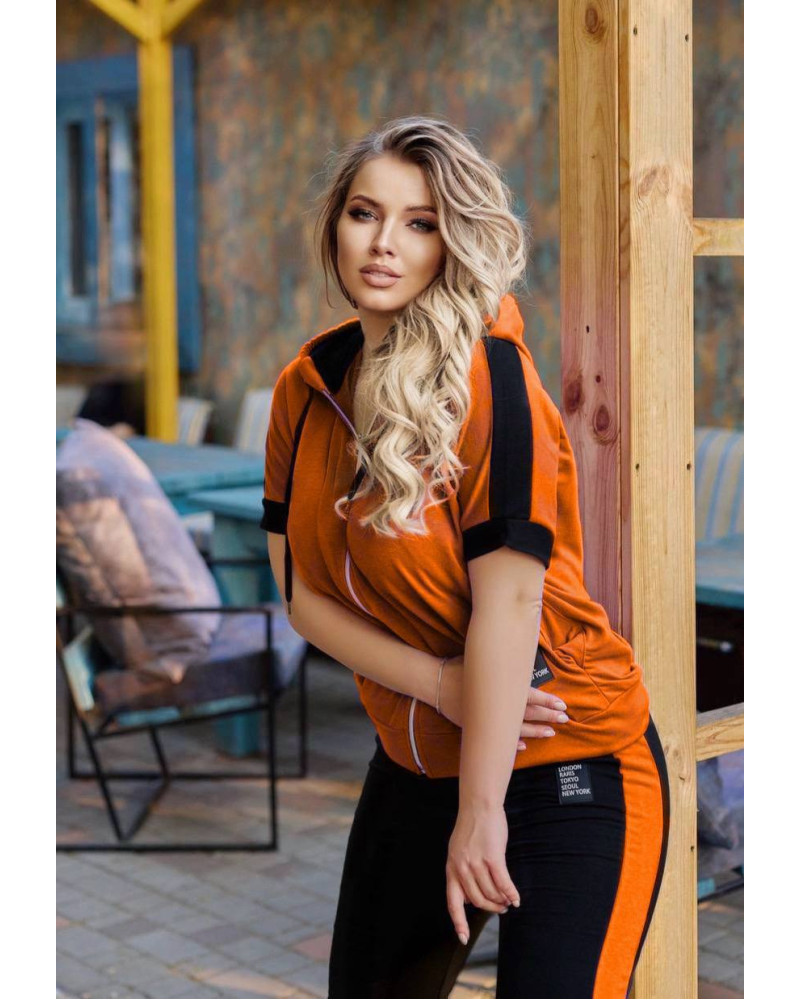 Жіночий костюм SEVE-1311 в памаранчевому кольорі - Chic Style